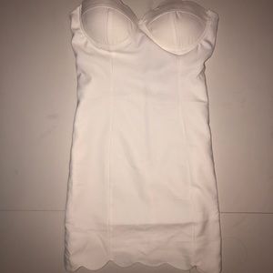 White strapless dress